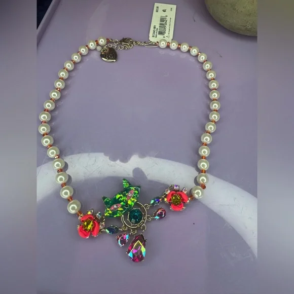 Betsey Johnson Multicolor Cat and Faux Pearl Necklace with Pink - Picture 3 of 13